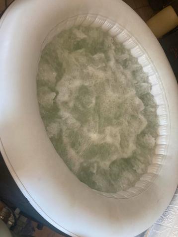 Jacuzzi 4 personen, Ophalen, Zo goed als nieuw