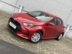 Toyota Yaris Dynamic+camera+apple carplay &, Te koop, 72 pk, Stadsauto, Benzine