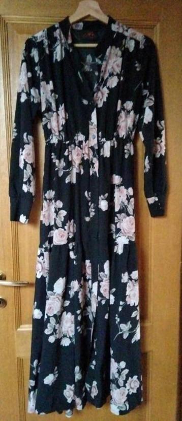 lange jurk / maxijurk bloemen P & Y maat 40 - 42 beschikbaar voor biedingen