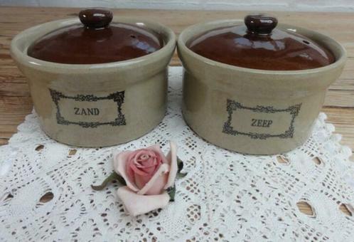 GEZOCHT Engels steengoed soda bakje van Moira pottery, Antiquités & Art, Curiosités & Brocante, Enlèvement ou Envoi