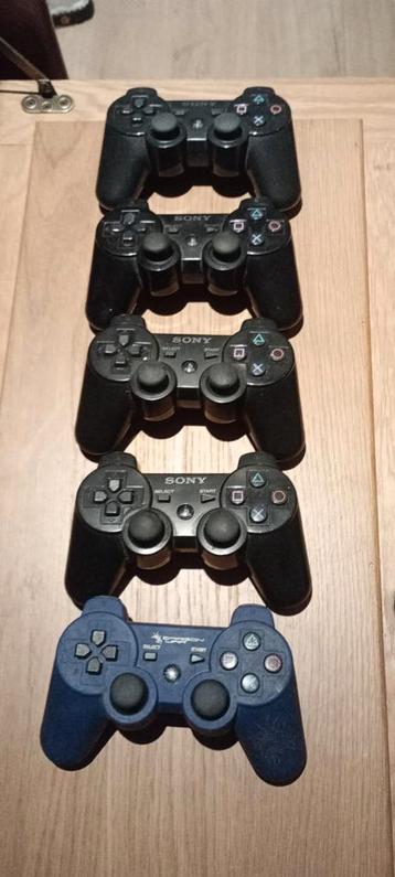 4x. Sony ps3. Controlers in zeer goede staat +1gwn controler beschikbaar voor biedingen