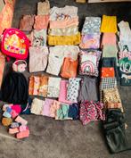 Vêtements pour filles 122/128, Enlèvement, Comme neuf