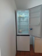 A vendre frigo Hisense + congélateur quasi neuf, Electroménager, Réfrigérateurs & Frigos, Avec compartiment congélateur, 160 cm ou plus