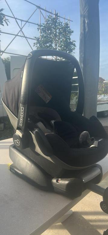 Maxi Cosi + Easyfix beschikbaar voor biedingen