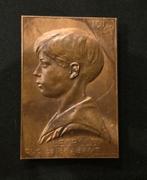 medaille Leopold Duc de Brabant 1910 ( koning Leopold III ), Postzegels en Munten, Ophalen, Brons