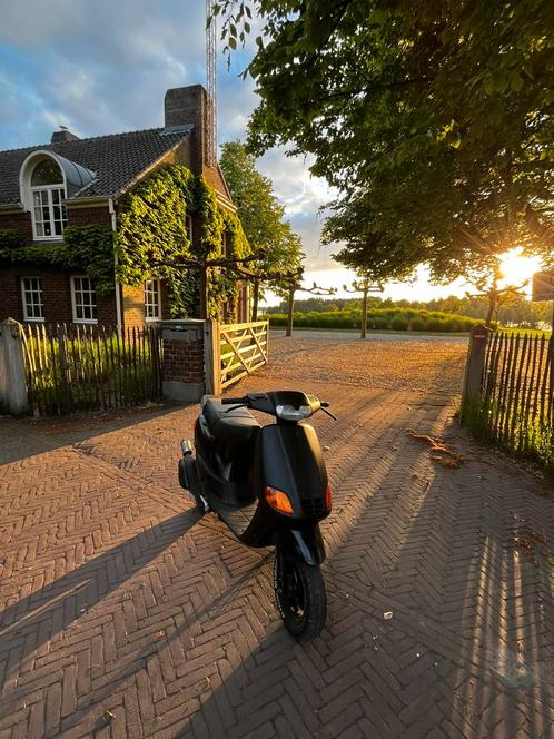 Zip type 3 70cc, Fietsen en Brommers, Scooters | Piaggio, Zo goed als nieuw, Zip, Ophalen