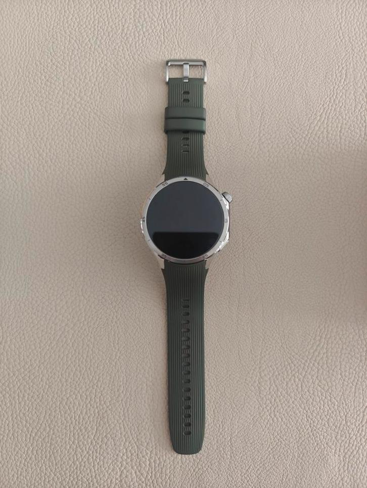 Oneplus watch 3 - perfect - limited edition "meda in china", Handtassen en Accessoires, Smartwatches, Nieuw, Ophalen