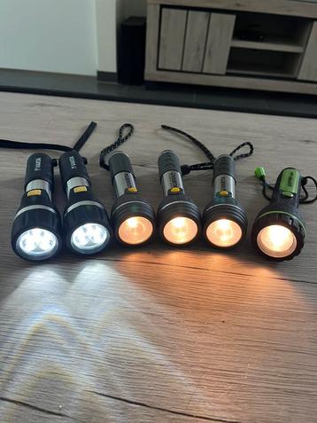 6 Varta camping zaklampen - inclusief batterijen beschikbaar voor biedingen