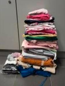 Meisjeskleding maat 104 tot 128 (€1/stuk), Enfants & Bébés, Paquets de vêtements pour enfants, Taille 110, Enlèvement