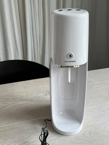 koop: SodaStream One Touch + 6 draagbare flessen (500ml) beschikbaar voor biedingen