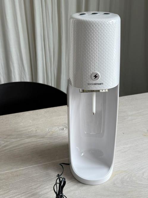 koop: SodaStream One Touch + 6 draagbare flessen (500ml), Elektronische apparatuur, Bruiswatermachines, Gebruikt, Ophalen of Verzenden