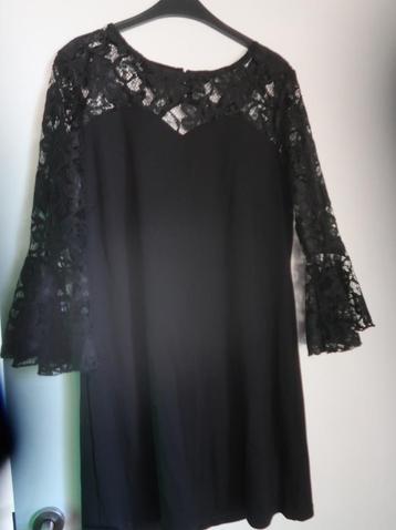 robe noire taille Large lace