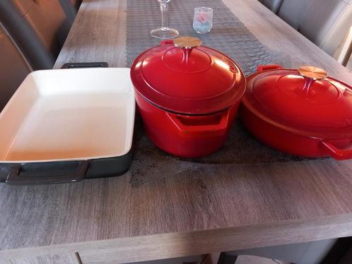 Lot de 2 faits-tout et un plat à lasagne, Huis en Inrichting, Keuken | Potten en Pannen, Gebruikt, Gietijzer, Ophalen