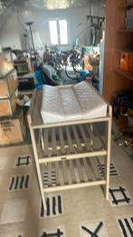 Verzorgingstafel Perigles, Enlèvement, Comme neuf