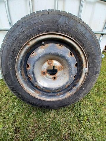 Velg met Michelinband Citroën/Peugeot  beschikbaar voor biedingen