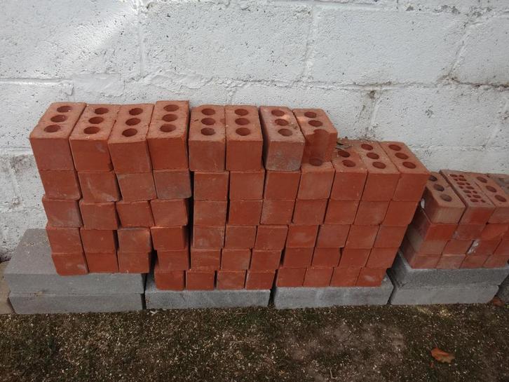 Briques blocs vis colliers, Bricolage & Construction, Briques, Utilisé, Briques, Enlèvement