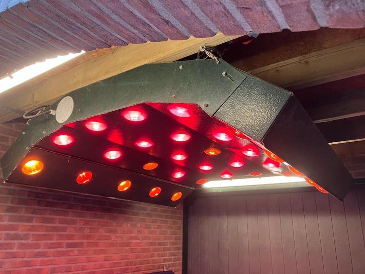 PAARDENSOLARIUM TE KOOP, Dieren en Toebehoren, Stalling en Weidegang, Stalling, 4 paarden of pony's of meer