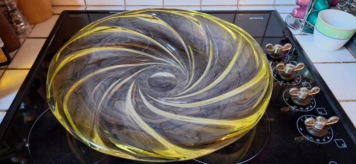 Val Saint Lambert fruitschaal 40cm uit jaren 50 citroengeel, Antiek en Kunst, Antiek | Glaswerk en Kristal, Ophalen of Verzenden