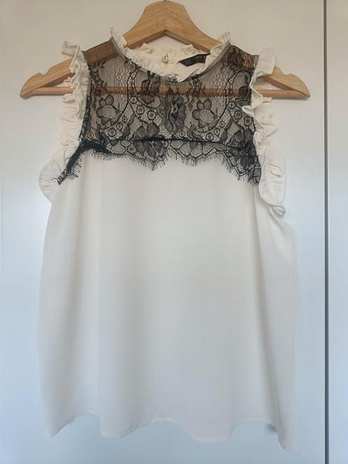 Zara - Witte top met kant, Kleding | Dames, Topjes, Zo goed als nieuw, Maat 38/40 (M), Wit, Zonder mouw, Ophalen of Verzenden