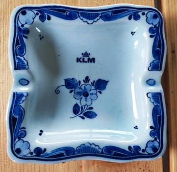 Te koop Asbak KLM  Hand Painted Delft 5838/11 beschikbaar voor biedingen