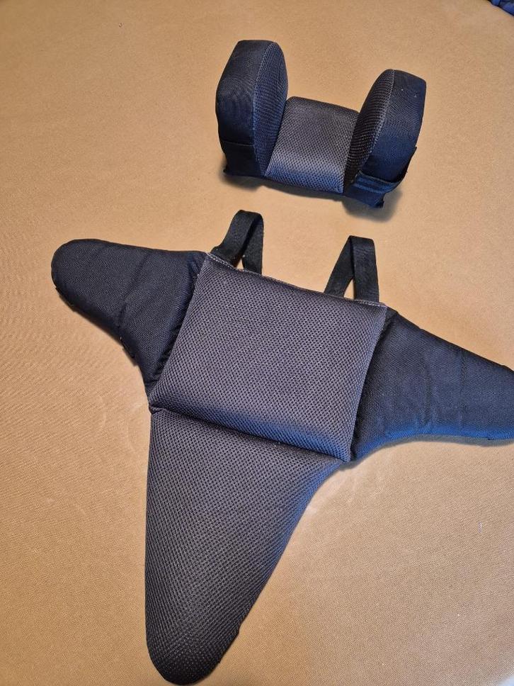 Thule baby supporter, Fietsen en Brommers, Fietsaccessoires | Overige Fietsaccessoires, Zo goed als nieuw, Ophalen of Verzenden