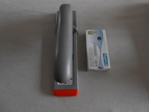 Mooi en duurzaam nietjesmachine rapid havy dutty 70, Diversen, Bureau-accessoires, Zo goed als nieuw, Ophalen of Verzenden