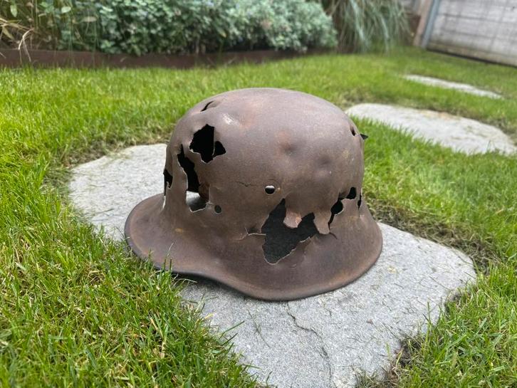 Originele Duitse WO1 Stahlhelm – Slagveldvondst / Relic, Verzamelen, Militaria | Tweede Wereldoorlog, Ophalen of Verzenden