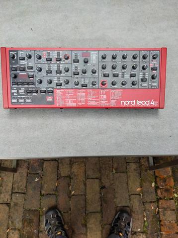 Nord Lead 4R, Enlèvement ou Envoi, Comme neuf