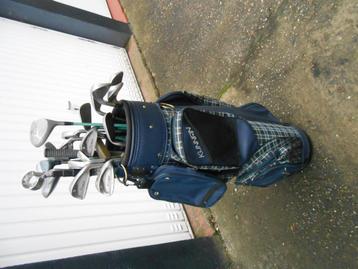 Golftas met 19 golfclubs en retriever merk Kunnan, Sport en Fitness, Golf, Ophalen, Zo goed als nieuw, Set, Overige merken