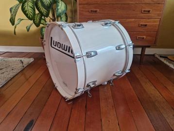Basse Ludwig 18" x 14" en érable (jazz, bop, kick, grosse ca, Musique & Instruments, Batteries & Percussions, Enlèvement ou Envoi