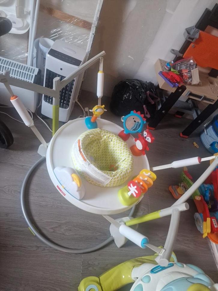 Skip Hop Jumpscape Foldaway, Enfants & Bébés, Jouets | Jouets de bébé, Comme neuf, Autres types, Avec lumière, Sonore, Enlèvement