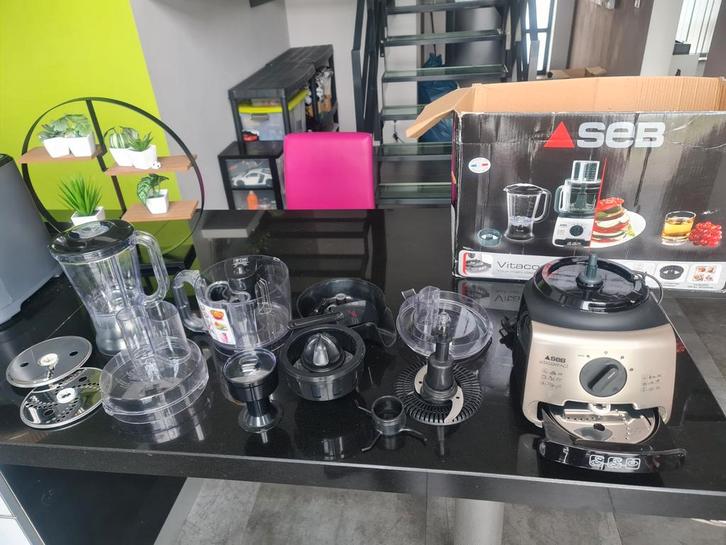 Robot Seb Vitacompact Pro 32 fonctions et accessoires, Electroménager, Électroménager & Équipement Autre, Enlèvement