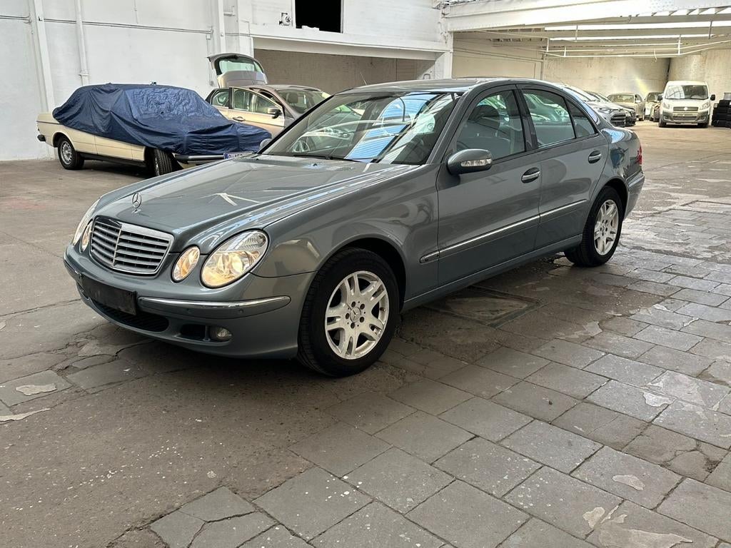 Mercedes E 2000 diesel automaat  full option, Auto's, Mercedes-Benz, Particulier, 2200 cc, Te koop, Onderhoudsboekje