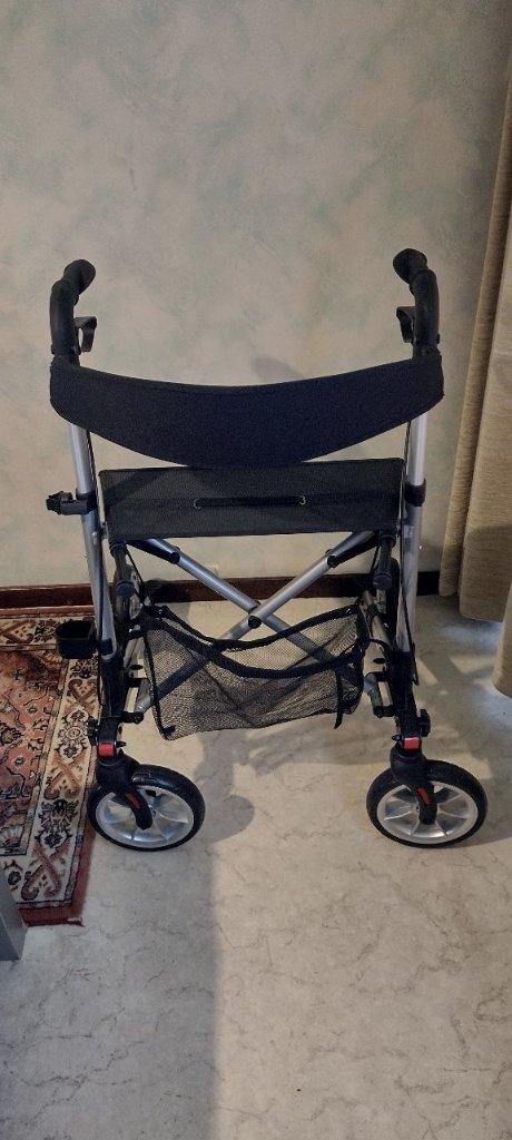Rollator, Diversen, Rollators, Zo goed als nieuw, Lichtgewicht, Opvouwbaar, Ophalen