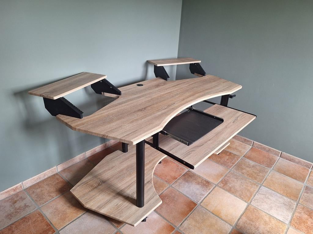 Studio Furniture

Millenium SD-180 N StudioDesk, Muziek en Instrumenten, Ophalen