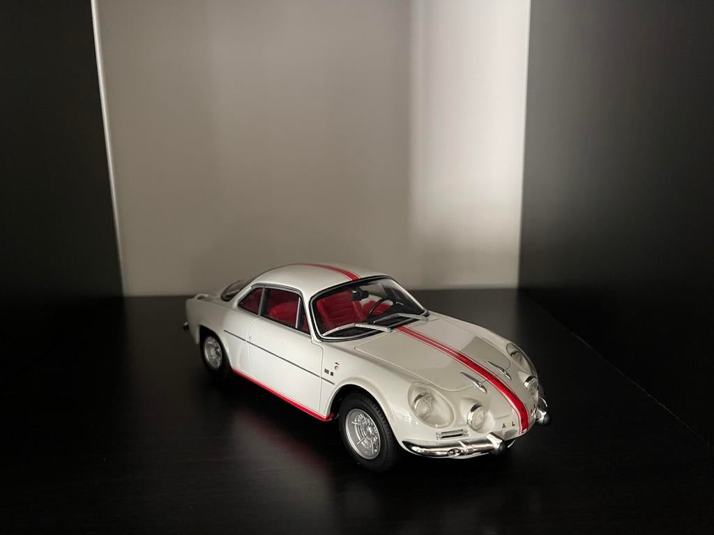 Alpine 110, Hobby & Loisirs créatifs, Voitures miniatures | 1:18, Enlèvement, Neuf, Voiture, OttOMobile