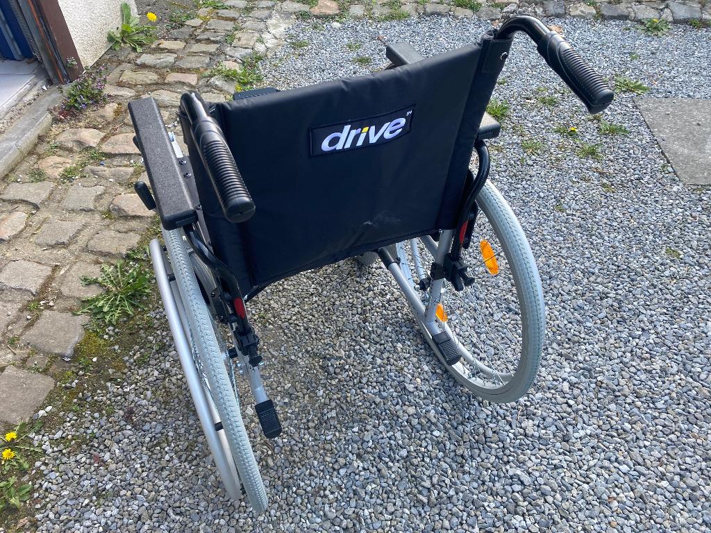 Chaise roulante neuve, Enlèvement ou Envoi, Pliant, Neuf, Fauteuil roulant manuel