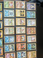 Pokémon Base Set 1999 — Coffret complet | Très bon état, Enlèvement, Comme neuf, Plusieurs cartes, Foil