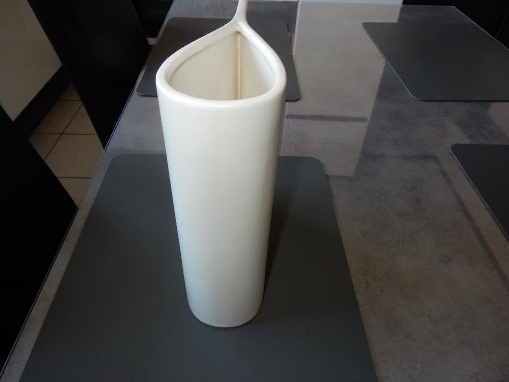 nr.129 - Witte vaas WP, Enlèvement, Blanc