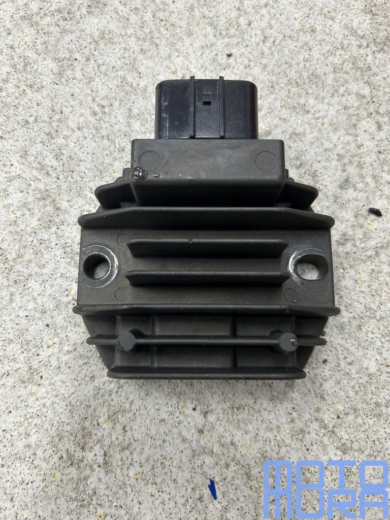 Spanningsregelaar voor de Yamaha XSR 900 2022 - 2023 rectifi, Motoren, Gebruikt, -, -, Ophalen of Verzenden