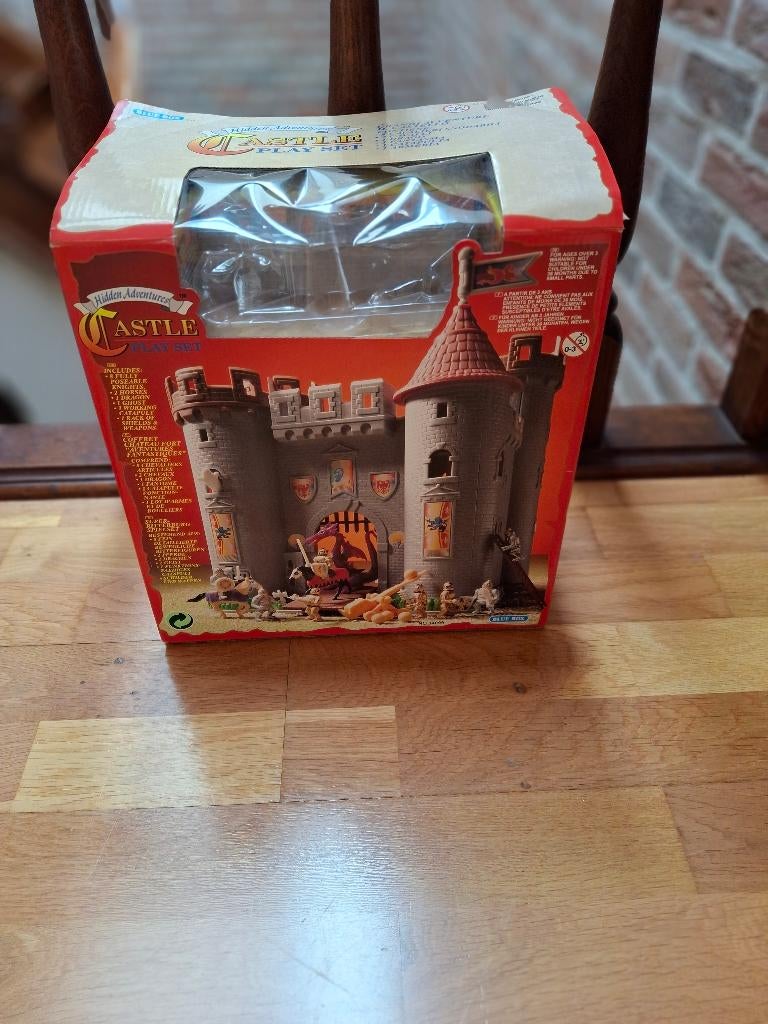 Kasteel met toebehoren, Ophalen, Zo goed als nieuw, Complete set