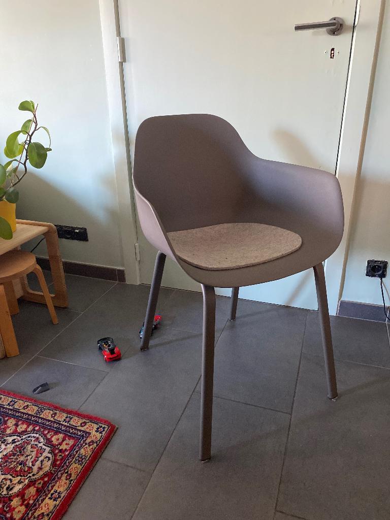 Stoel eetkamer modern kuip stoel, Ophalen, Kunststof, Zo goed als nieuw, Vijf, Zes of meer stoelen