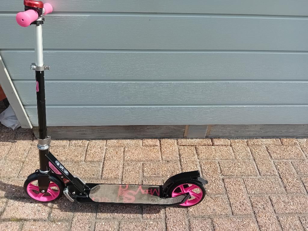 kinderstep met grote wielen, Ophalen, Zo goed als nieuw, Loopfiets