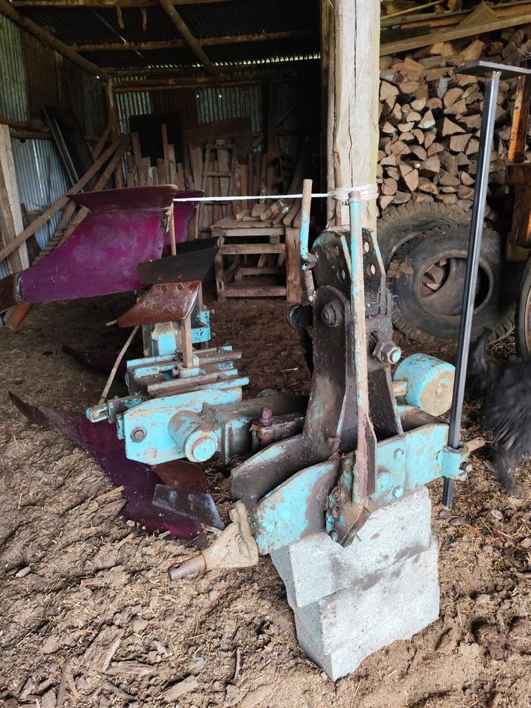 Charrue 2 socles, Zakelijke goederen, Landbouw | Werktuigen, Ophalen