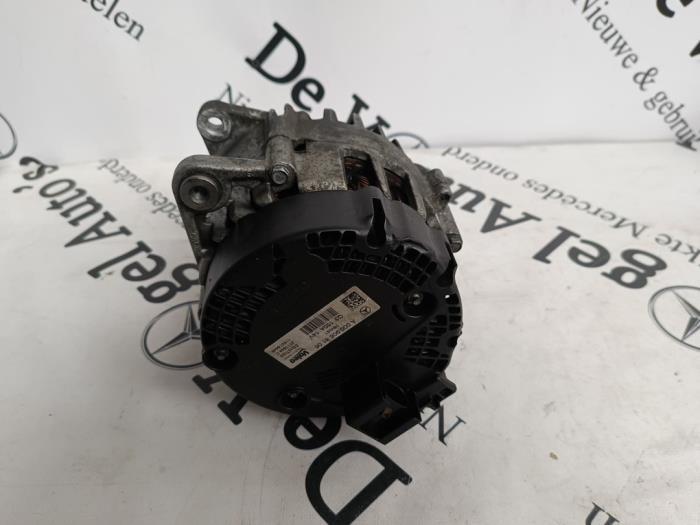 Dynamo d'un Mercedes A-Klasse, Autos : Pièces & Accessoires, 3 mois de garantie, Utilisé, -, -