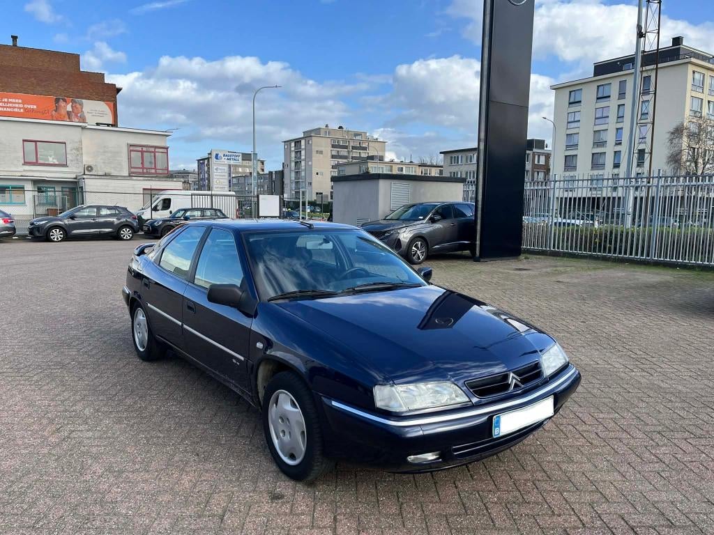 Citroen Xantia 1.8i 16v Automaat Airco 87.000km met carpass, Autos, Achat, 4 portes, Entreprise, Carnet d'entretien