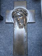 Groot zwaar kruisbeeld, Antiek en Kunst, Antiek | Religieuze voorwerpen, Ophalen