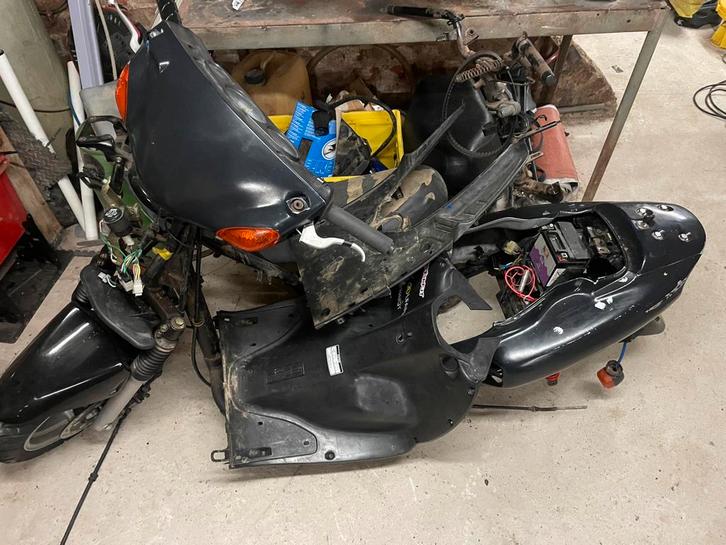 Sym 2t brommer a klasse, Vélos & Vélomoteurs, Scooters | SYM, Utilisé, Autres modèles, Classe A (25 km/h), Deux-temps, Enlèvement