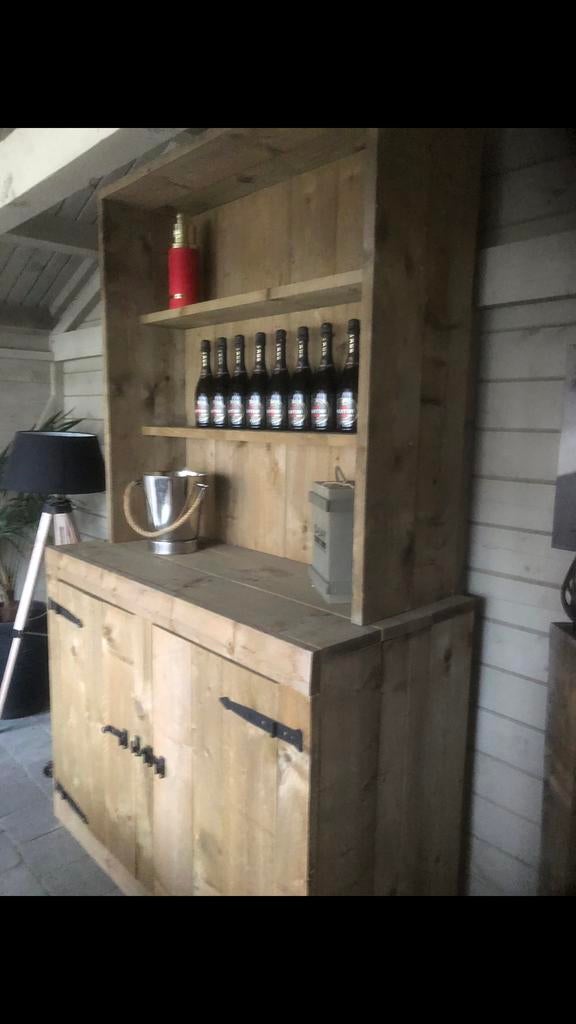 Landelijke buiten barkast, Tuin en Terras, Ophalen, Zo goed als nieuw