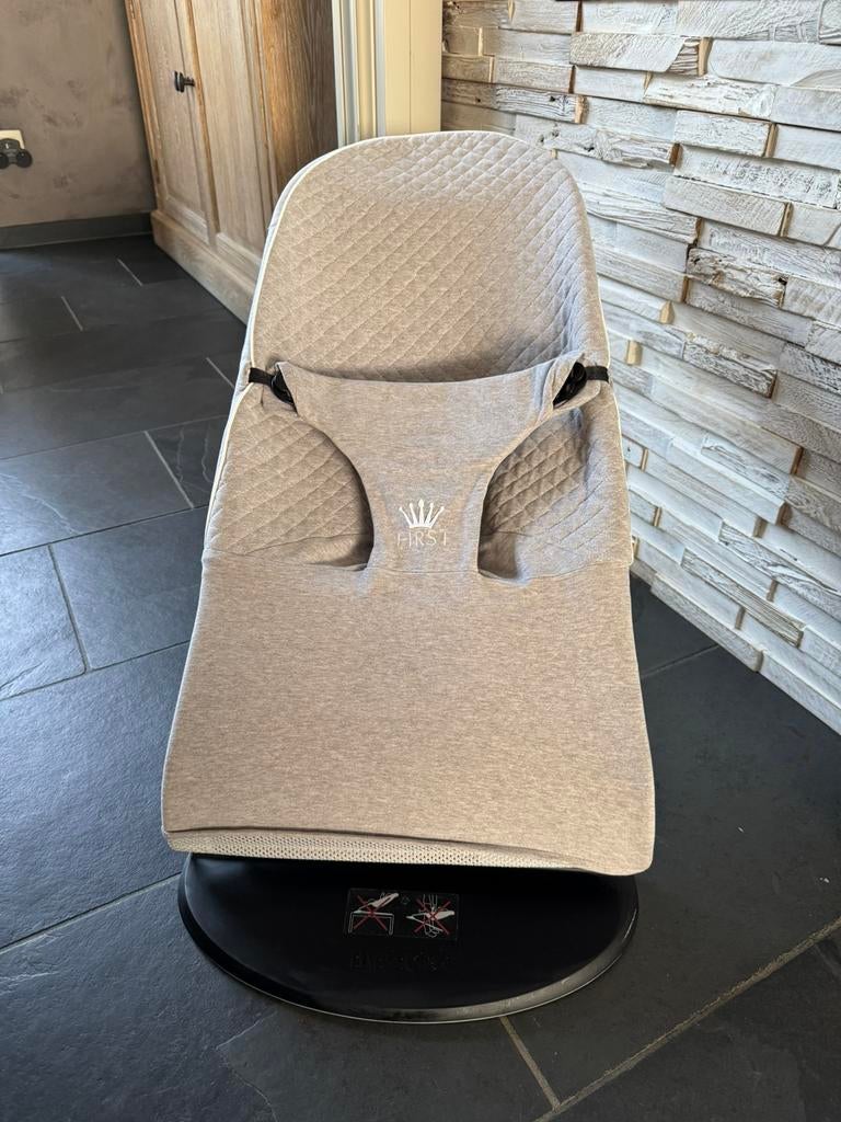 Babysitter Babybjörn met hoes First, Kinderen en Baby's, Ophalen, Zo goed als nieuw